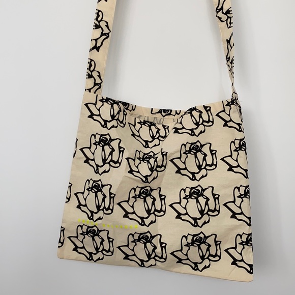 Freda Salvador Printed Canvas Tote Bag - Picture 3 of 8